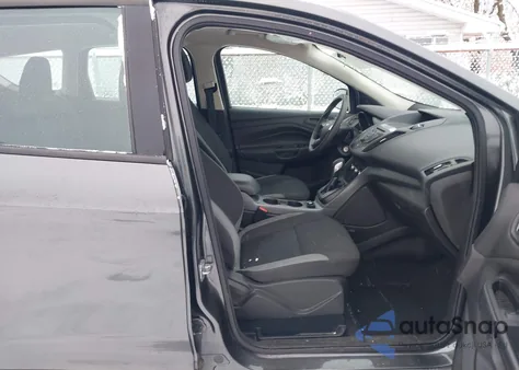 2015 Ford Escape S from USA, damaged, VIN 1FMCU0F78FUB27131